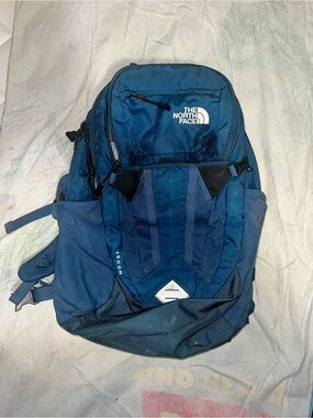 The North Face Navy Blue Men's Backpack - Recon Style